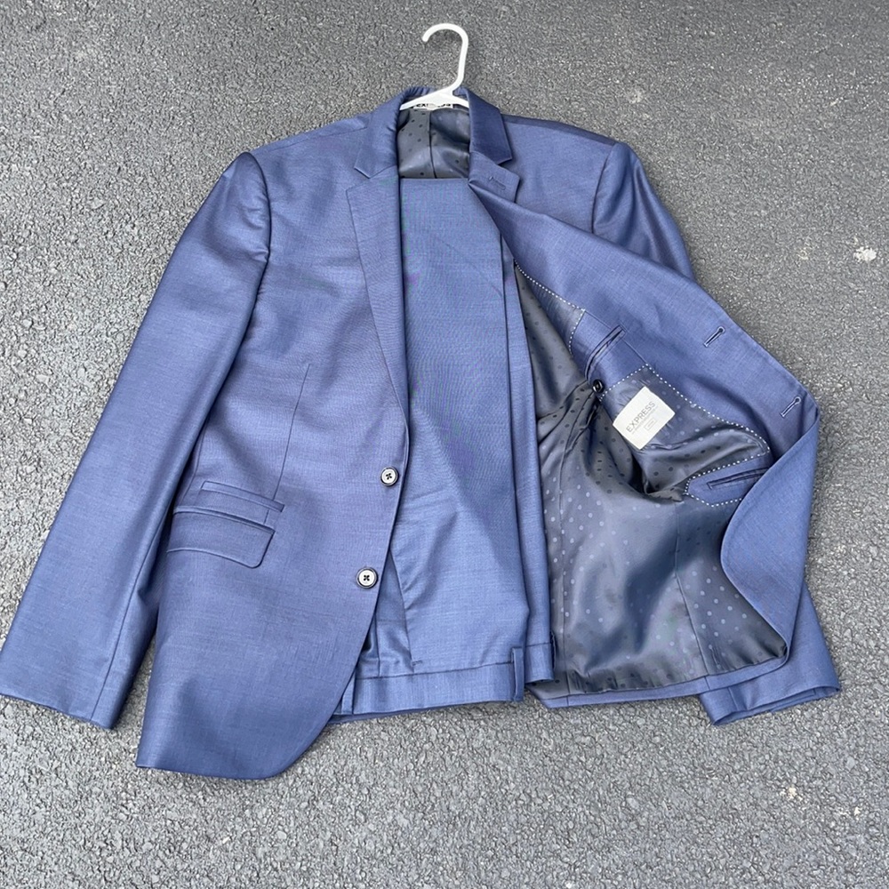Fitted suit, 34x30, jacket - 42